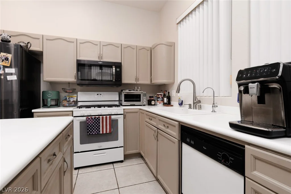 8313 Donatello, Las Vegas, NV 89129