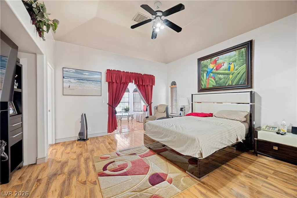 2563 Aviv, Las Vegas, NV 89121