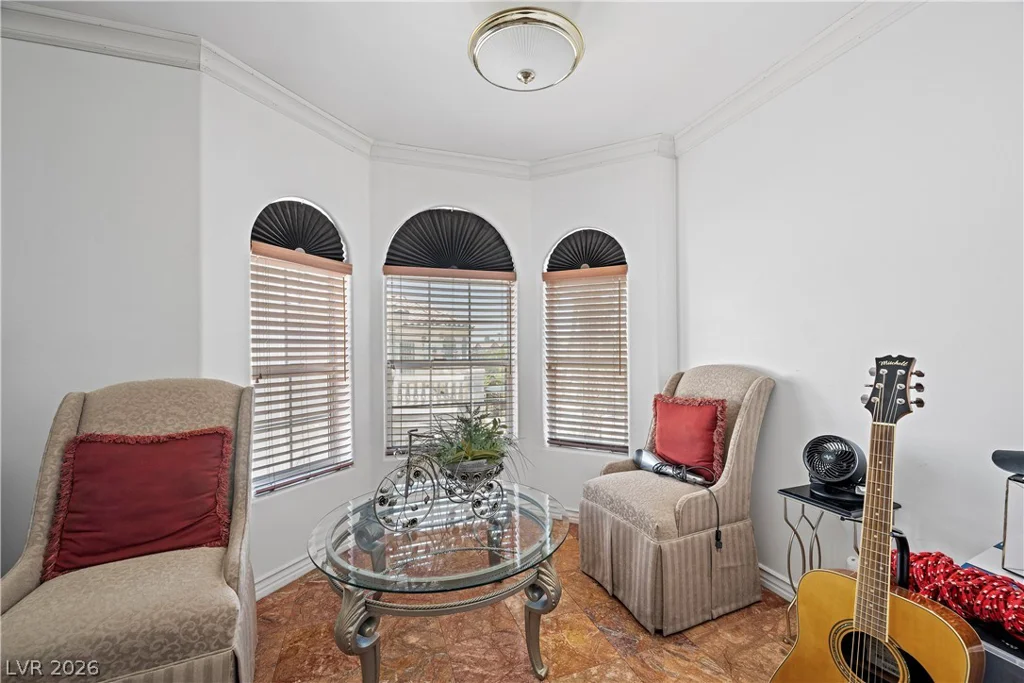 2563 Aviv, Las Vegas, NV 89121