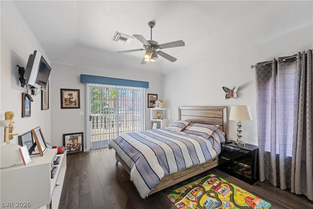 2563 Aviv, Las Vegas, NV 89121