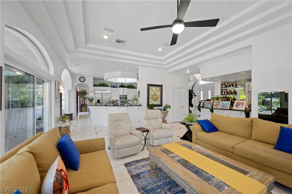 2563 Aviv, Las Vegas, NV 89121