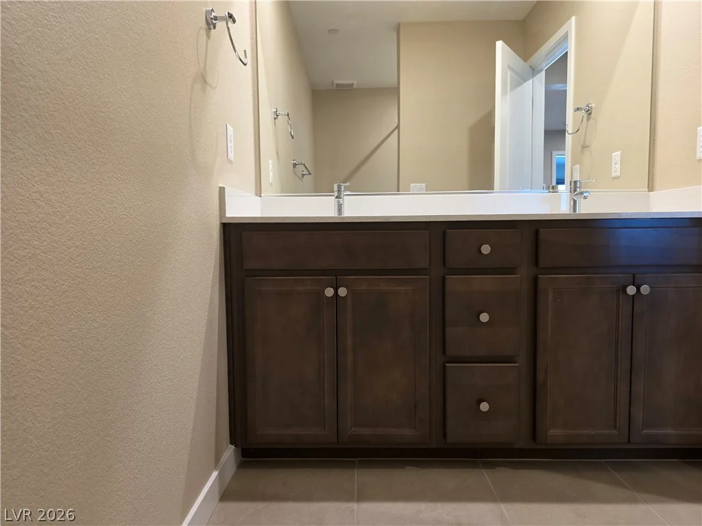 4320 Tallow Falls, Las Vegas, NV 89141