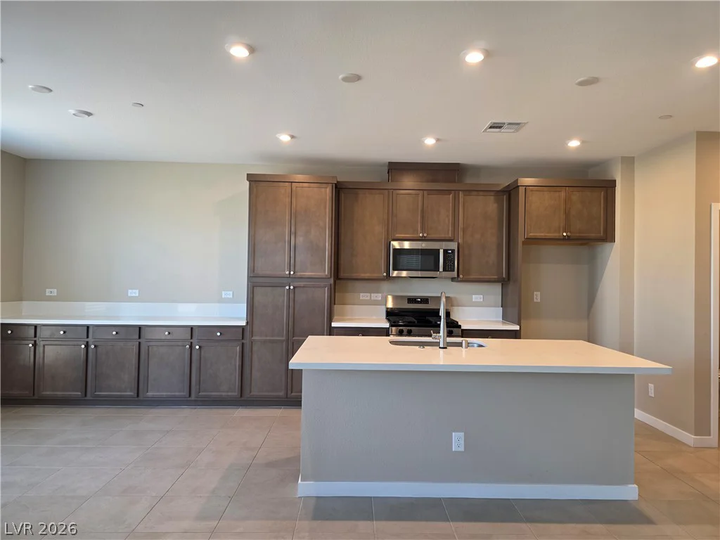 4320 Tallow Falls, Las Vegas, NV 89141