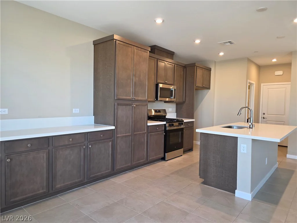 4320 Tallow Falls, Las Vegas, NV 89141
