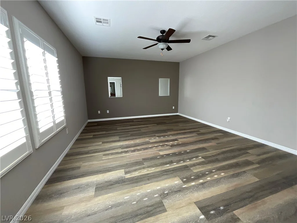 5708 Oak Bend, Las Vegas, NV 89135