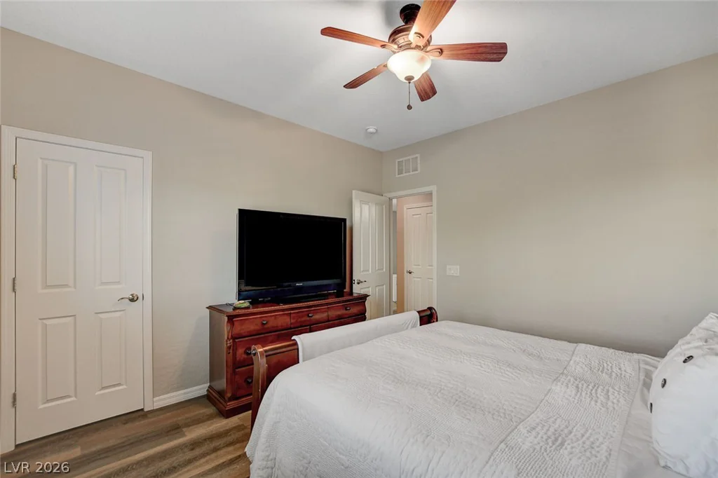 5708 Oak Bend, Las Vegas, NV 89135