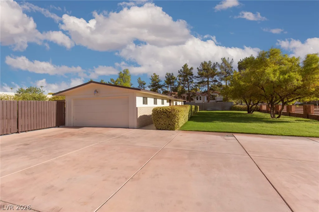 1110 CAHLAN DRIVE, Las Vegas, NV 89102