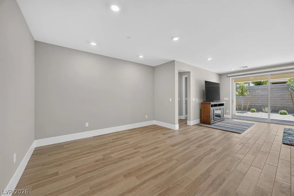 10089 Honey Rose, Las Vegas, NV 89143