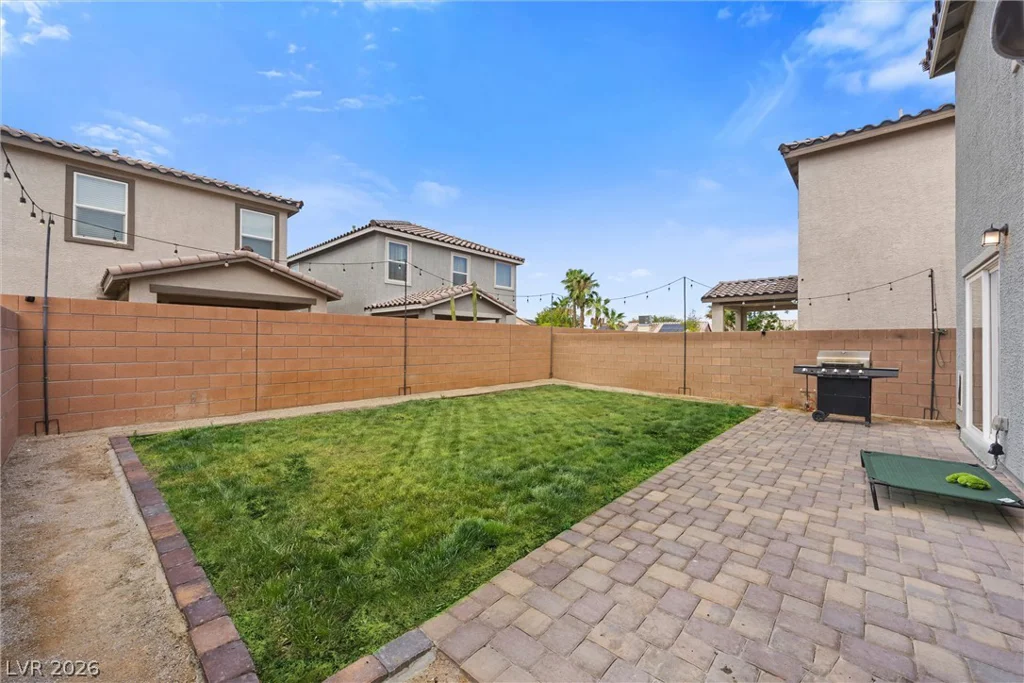 6466 Blue Ember, Las Vegas, NV 89130