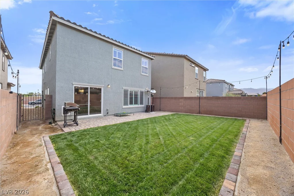 6466 Blue Ember, Las Vegas, NV 89130