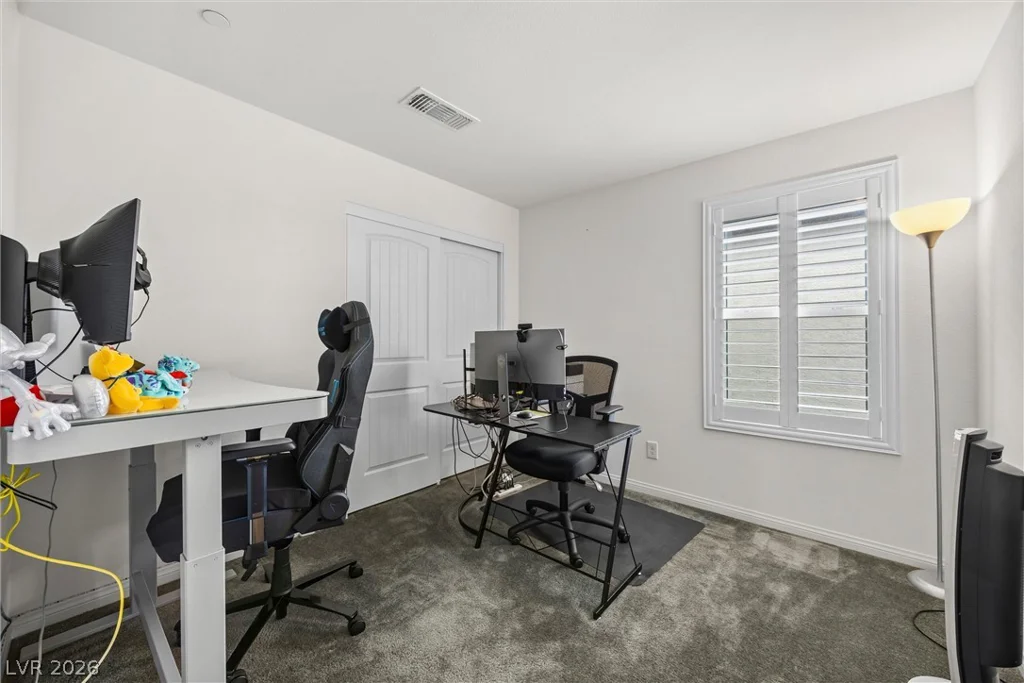 6466 Blue Ember, Las Vegas, NV 89130