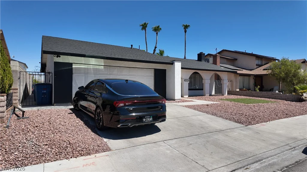 3540 Moraga, Las Vegas, NV 89103