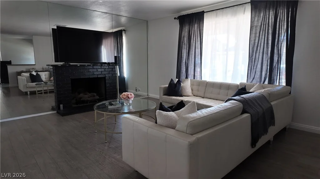 3540 Moraga, Las Vegas, NV 89103