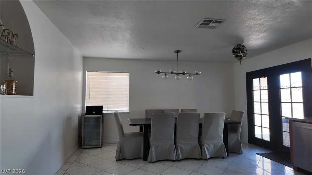 3540 Moraga, Las Vegas, NV 89103