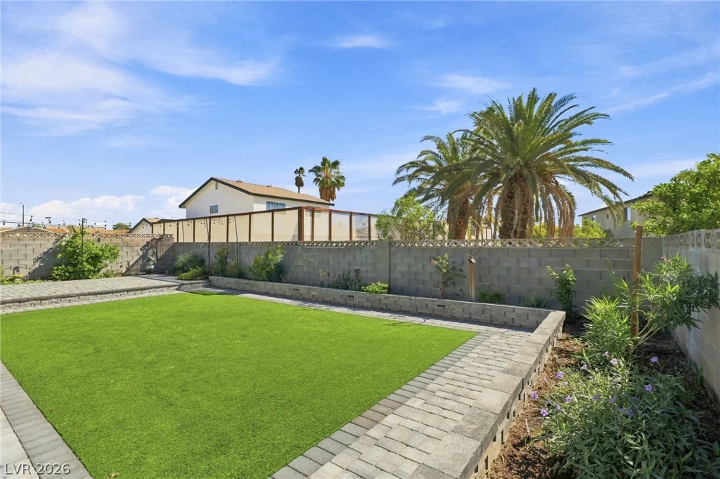 3540 Moraga, Las Vegas, NV 89103