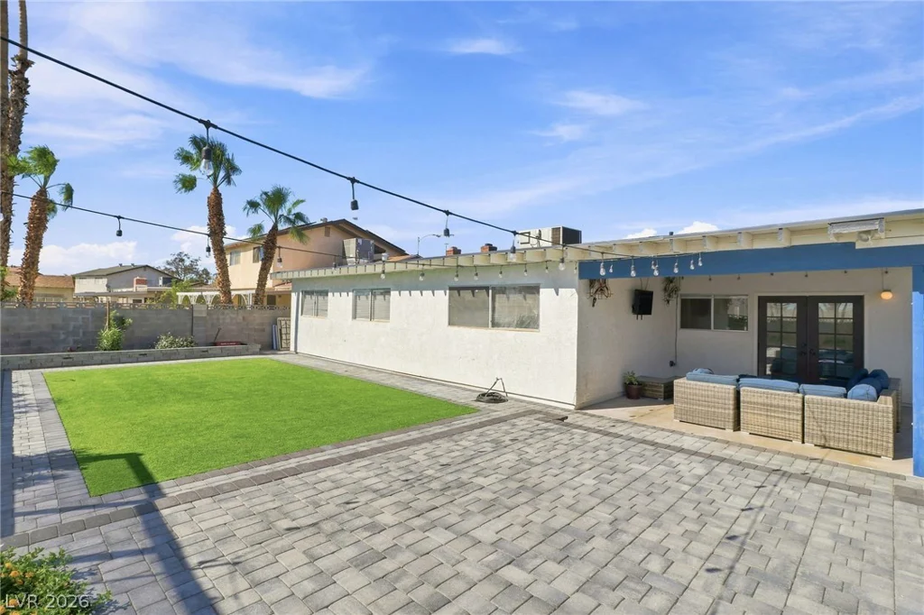 3540 Moraga, Las Vegas, NV 89103