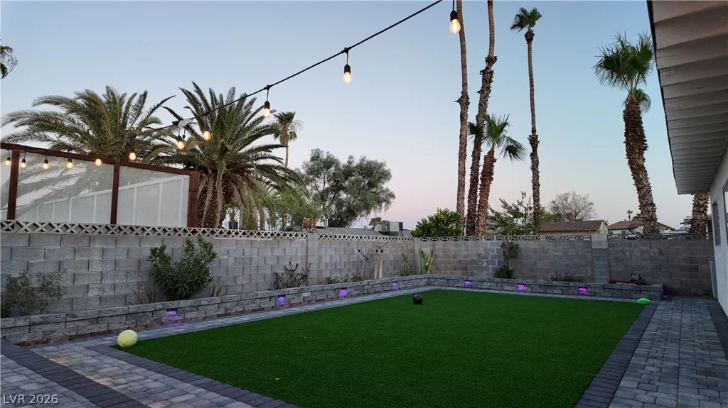 3540 Moraga, Las Vegas, NV 89103
