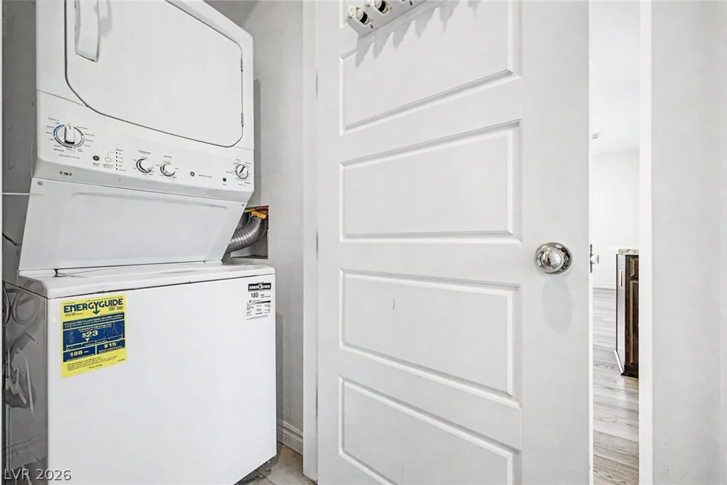 20 Barbara, Las Vegas, NV 89183