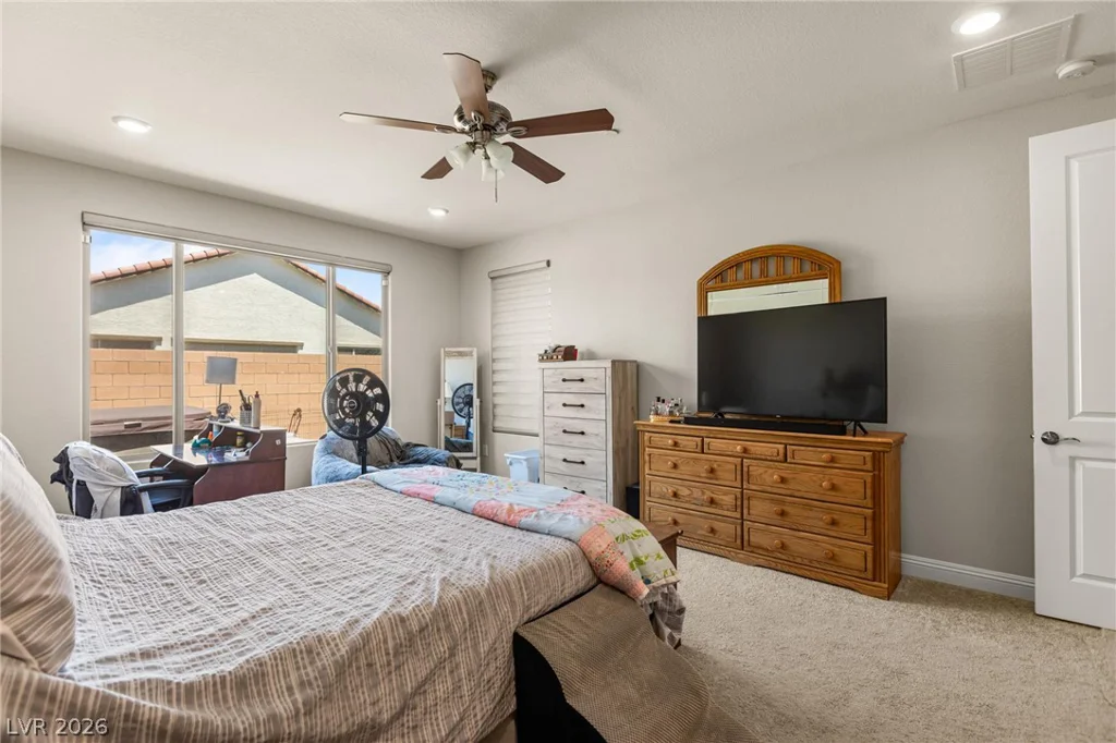 10934 Delparke Valley, Las Vegas, NV 89166
