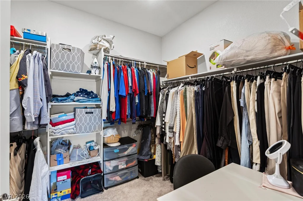 10934 Delparke Valley, Las Vegas, NV 89166
