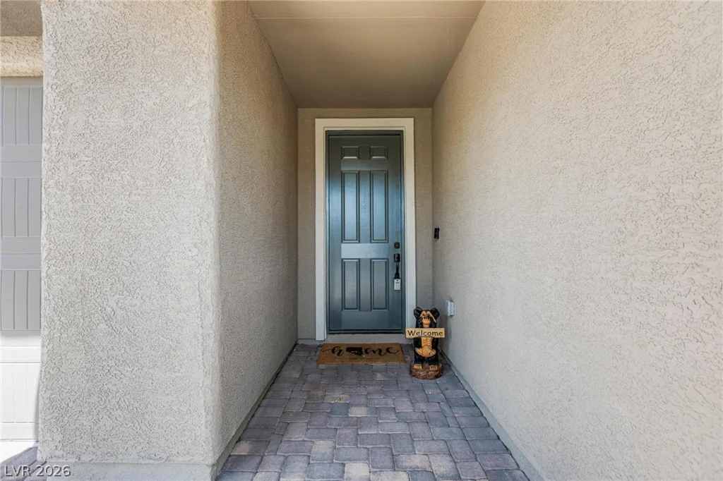 10934 Delparke Valley, Las Vegas, NV 89166