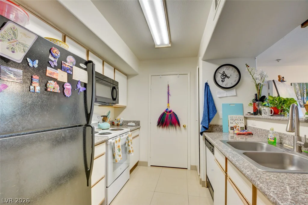 2300 Silverado Ranch, Las Vegas, NV 89183