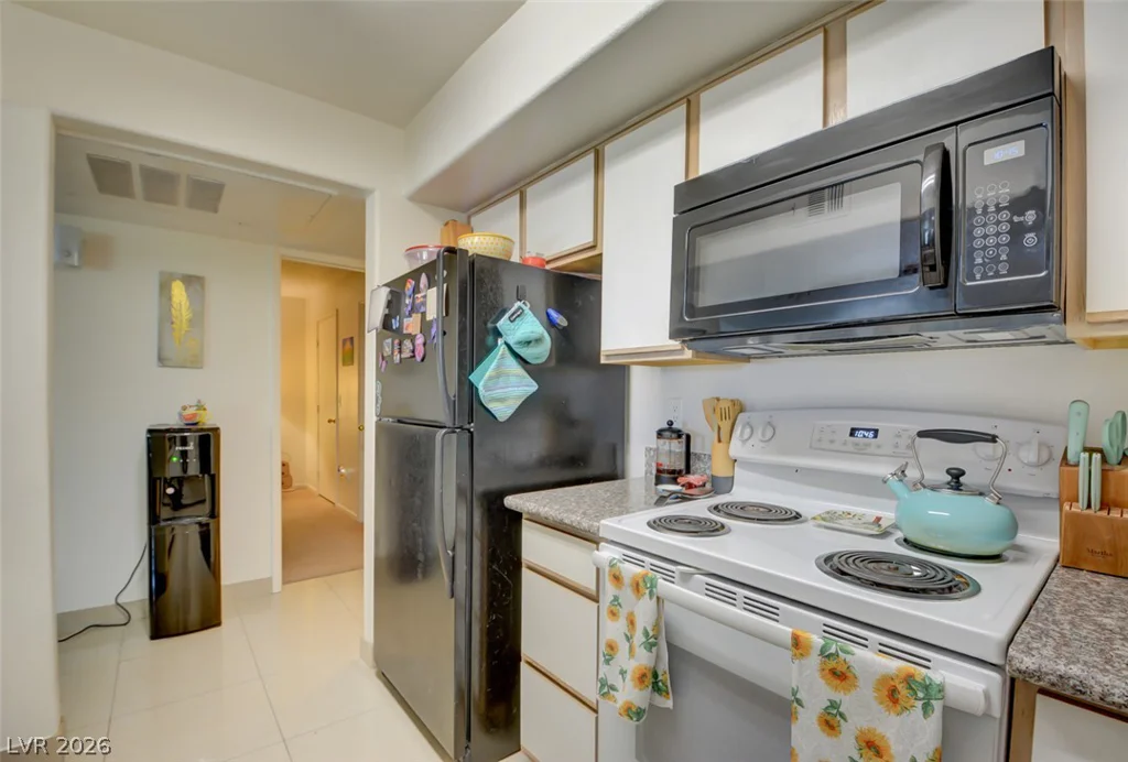2300 Silverado Ranch, Las Vegas, NV 89183
