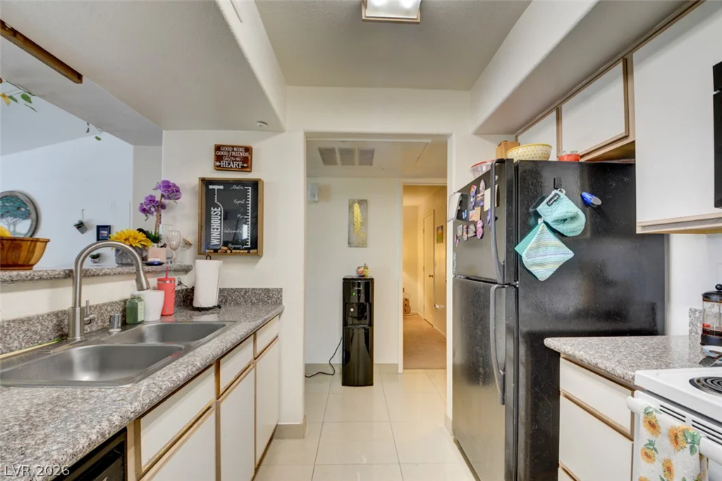 2300 Silverado Ranch, Las Vegas, NV 89183