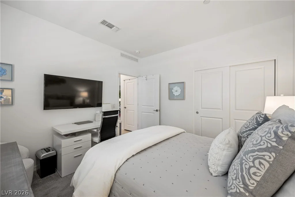 69 Stone Bluff, Henderson, NV 89011