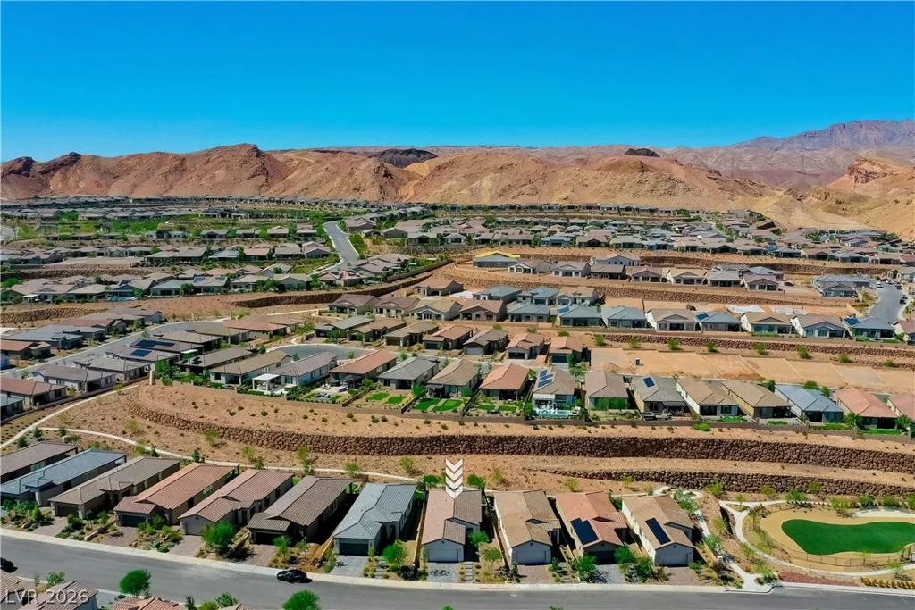 69 Stone Bluff, Henderson, NV 89011