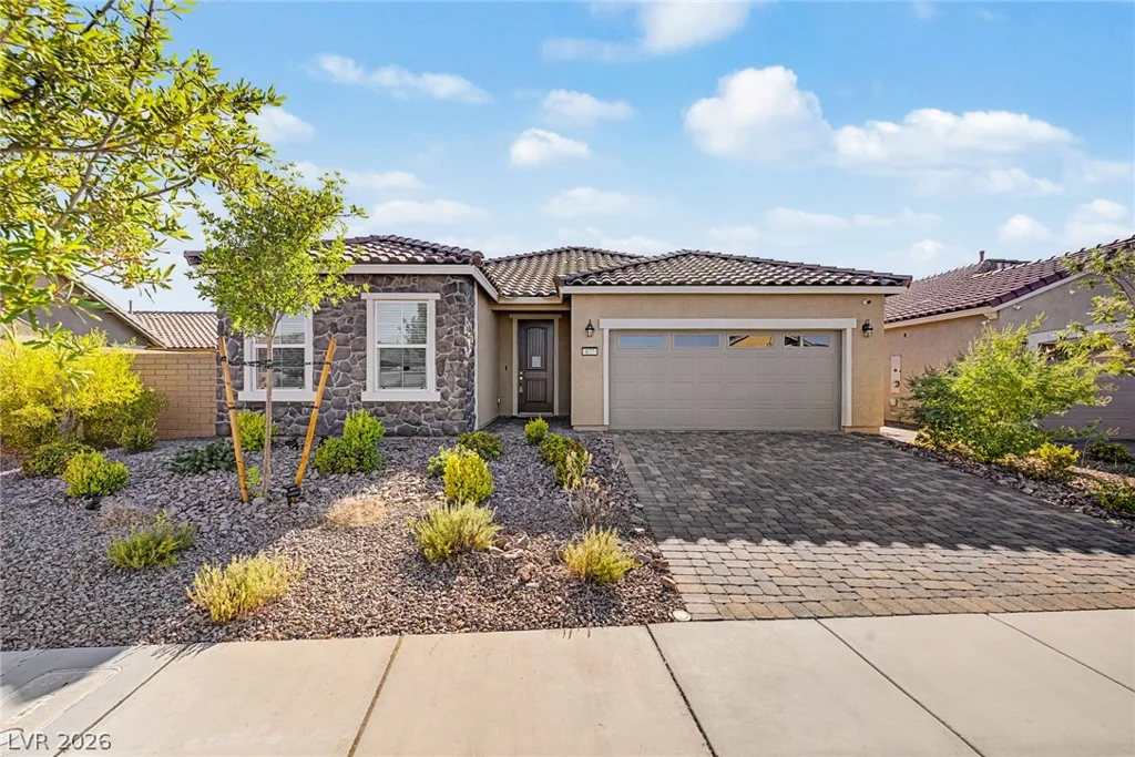 877 Mary Baer, Henderson, NV 89011