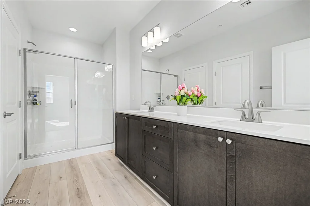 877 Mary Baer, Henderson, NV 89011