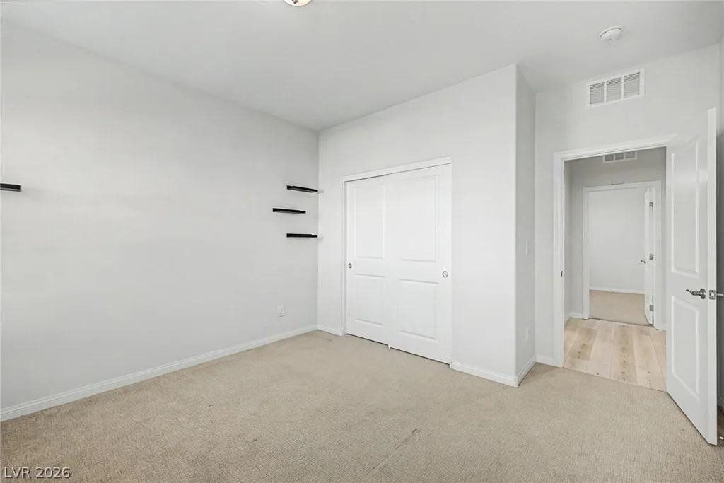 877 Mary Baer, Henderson, NV 89011