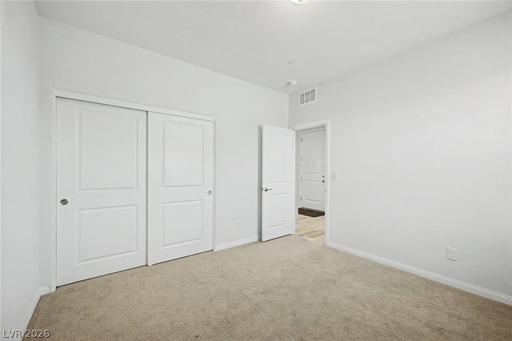 877 Mary Baer, Henderson, NV 89011