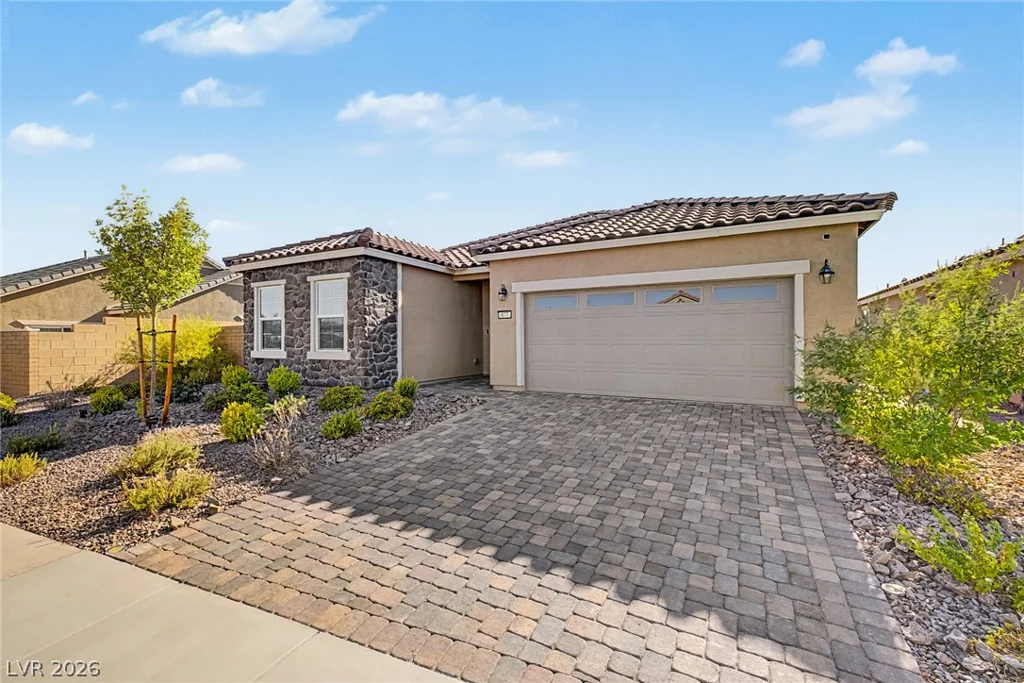 877 Mary Baer, Henderson, NV 89011