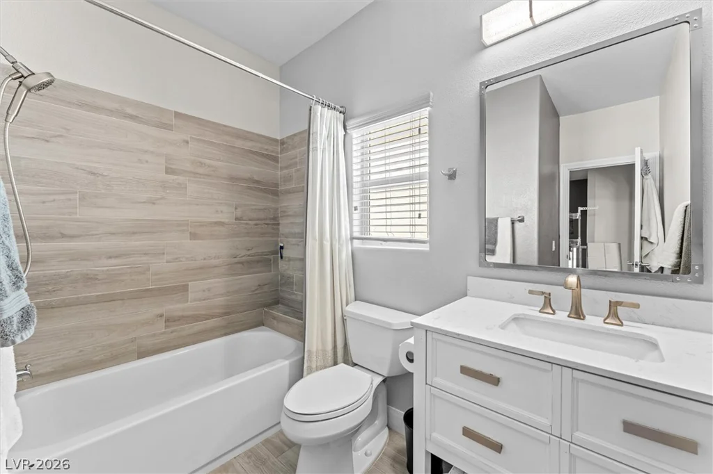 9164 Dalmahoy, Las Vegas, NV 89145