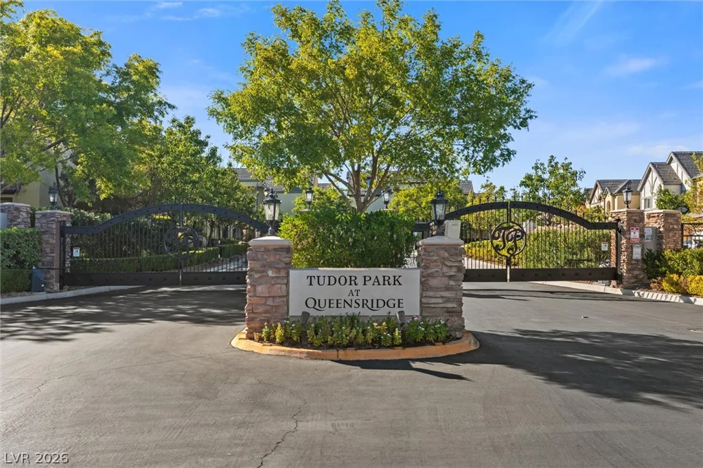 9164 Dalmahoy, Las Vegas, NV 89145