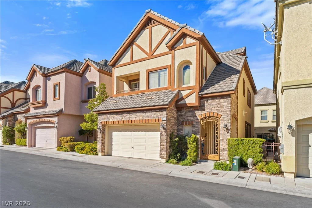 9164 Dalmahoy, Las Vegas, NV 89145