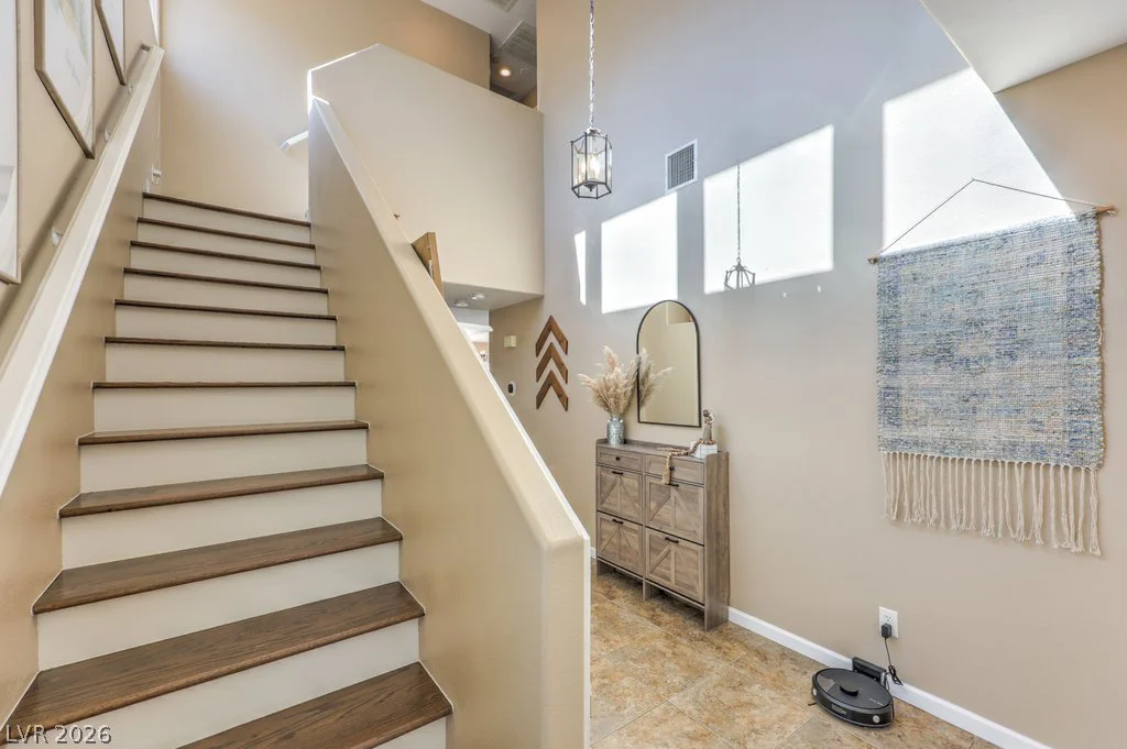 7137 River Meadows, Las Vegas, NV 89131