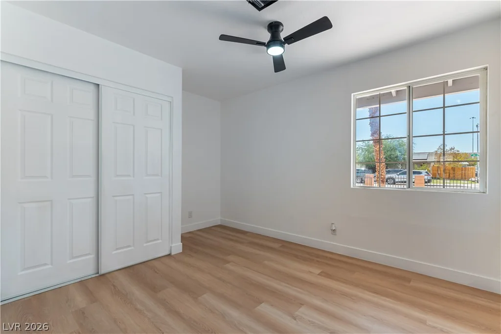 34 Del Amo, Las Vegas, NV 89110
