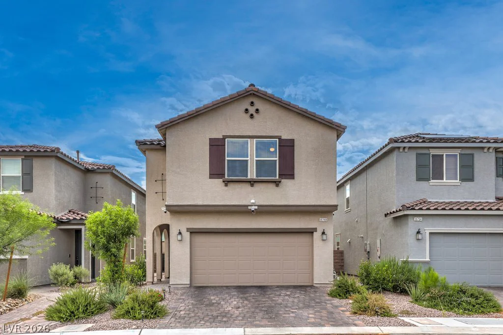 8748 Crestwood Hills, Las Vegas, NV 89113