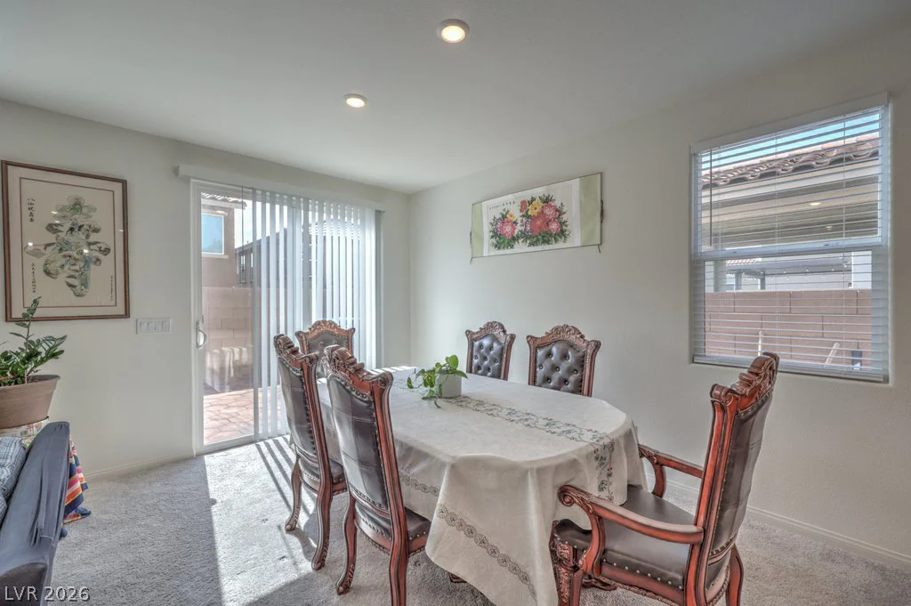 8748 Crestwood Hills, Las Vegas, NV 89113