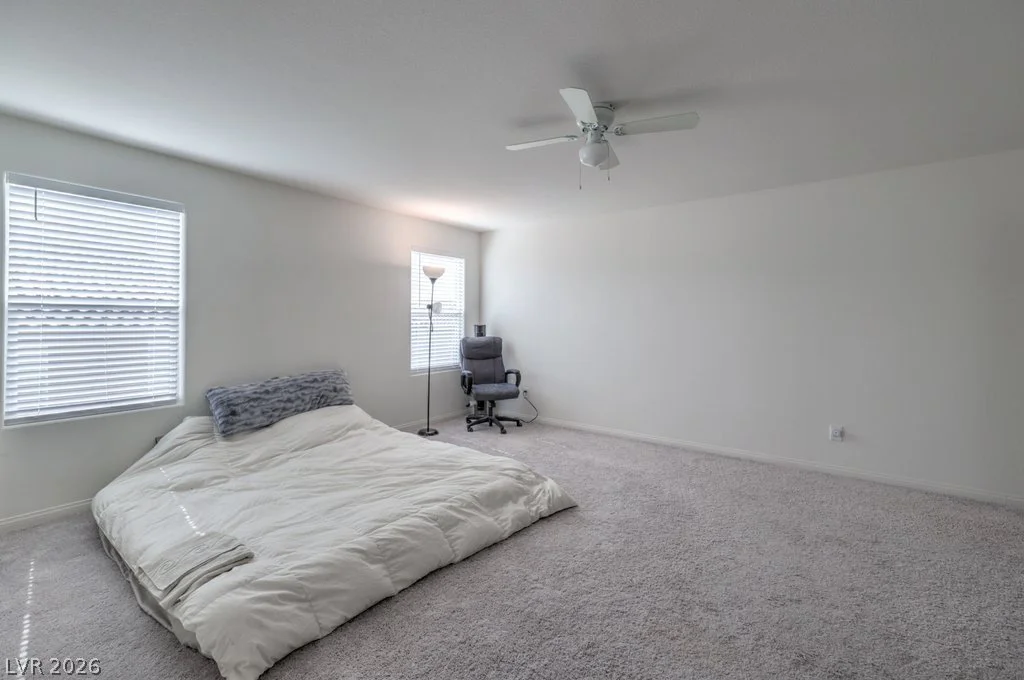 8748 Crestwood Hills, Las Vegas, NV 89113