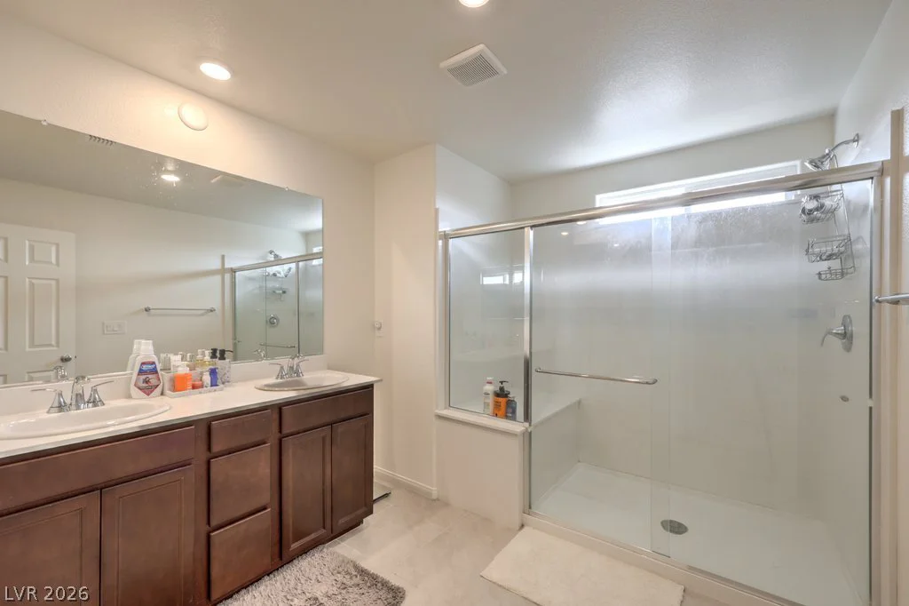8748 Crestwood Hills, Las Vegas, NV 89113