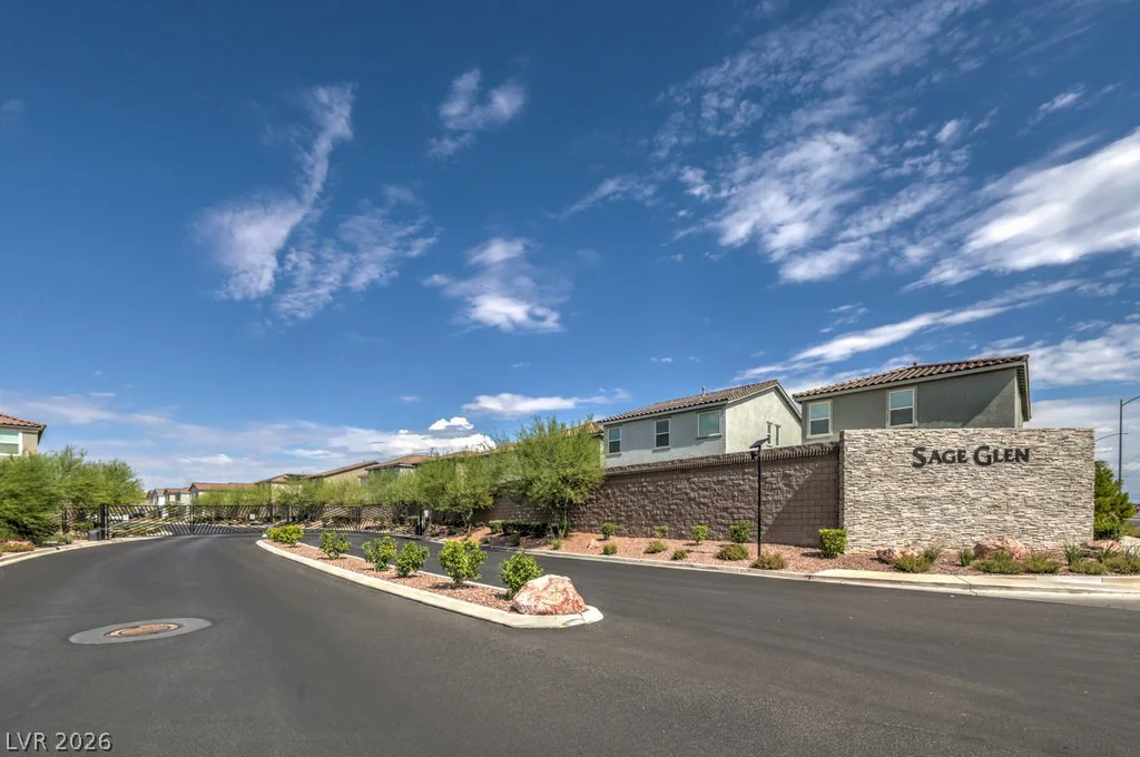 8748 Crestwood Hills, Las Vegas, NV 89113