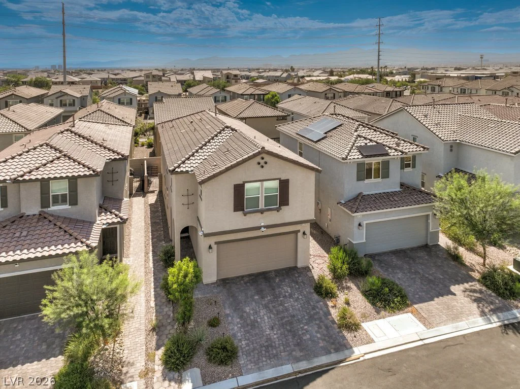 8748 Crestwood Hills, Las Vegas, NV 89113