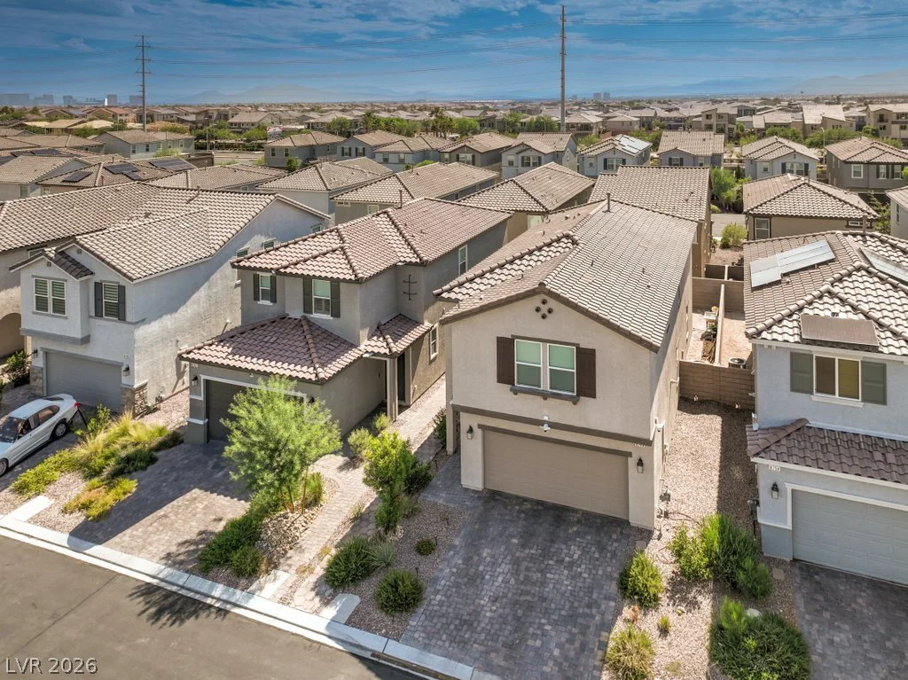8748 Crestwood Hills, Las Vegas, NV 89113
