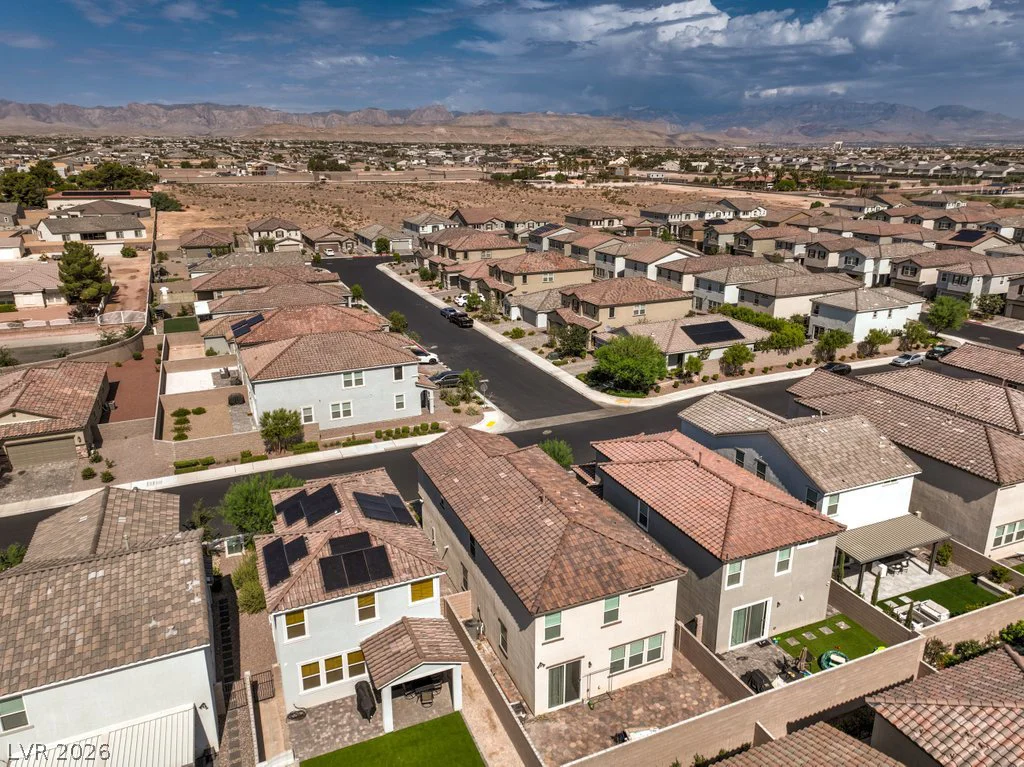 8748 Crestwood Hills, Las Vegas, NV 89113