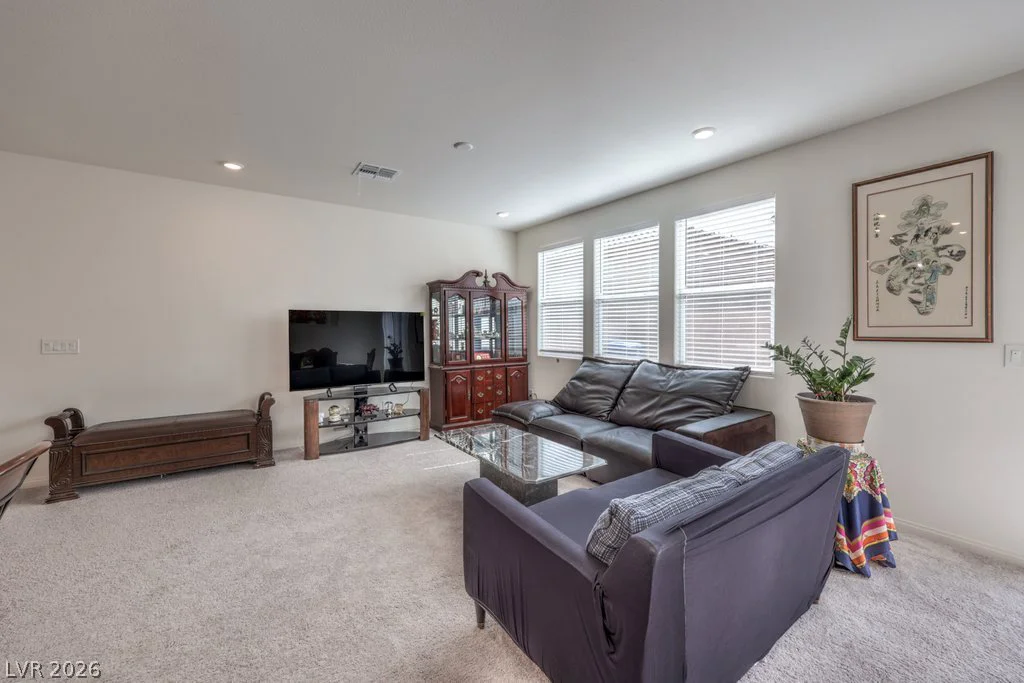 8748 Crestwood Hills, Las Vegas, NV 89113