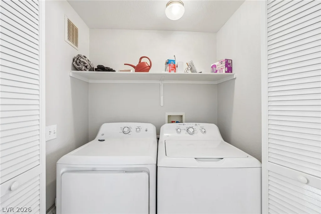 10245 Maryland, Las Vegas, NV 89183